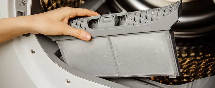 Signs Of A Clogged Dryer Lint Trap in Marion, Indiana
